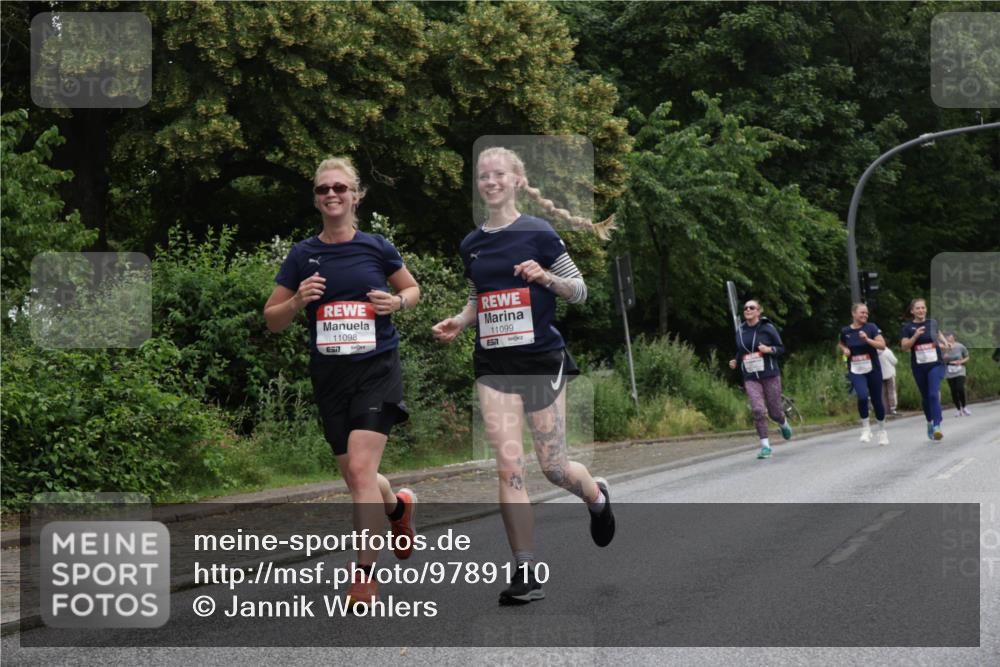14.06.2026 - REWE Women's Run Jannik Wohlers http://msf.ph/oto/9789110 14.06.2026 10:02:00 Laufen 11098, 11099, 657 meine-sportfotos.de