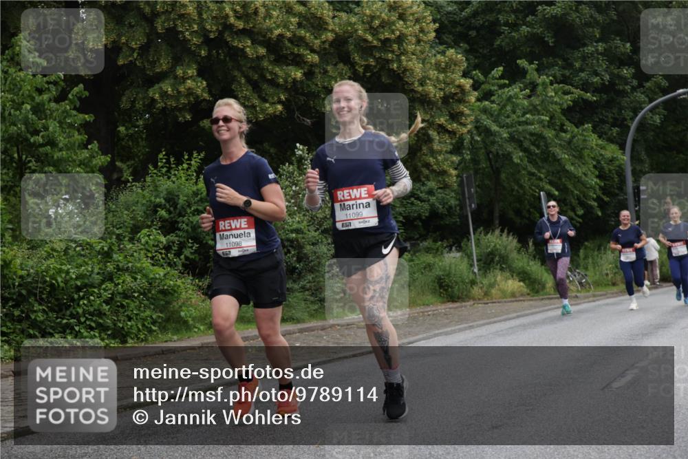 14.06.2026 - REWE Women's Run Jannik Wohlers http://msf.ph/oto/9789114 14.06.2026 10:02:00 Laufen 11098, 657, 11099, 57 meine-sportfotos.de
