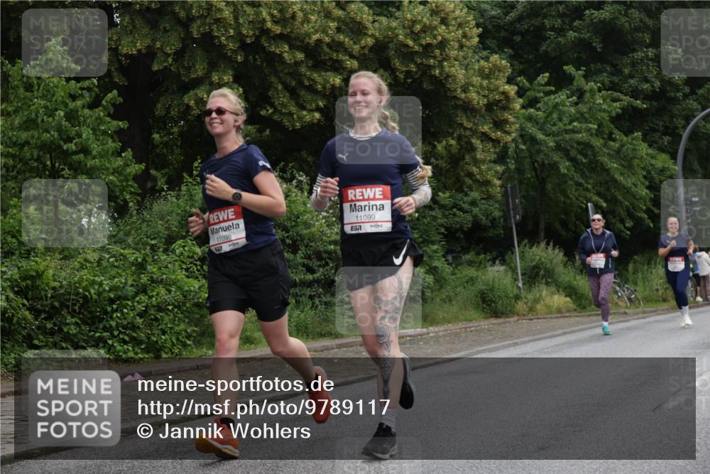 14.06.2026 - REWE Women's Run Jannik Wohlers http://msf.ph/oto/9789117 14.06.2026 10:02:00 Laufen 11098, 11099, 57 meine-sportfotos.de