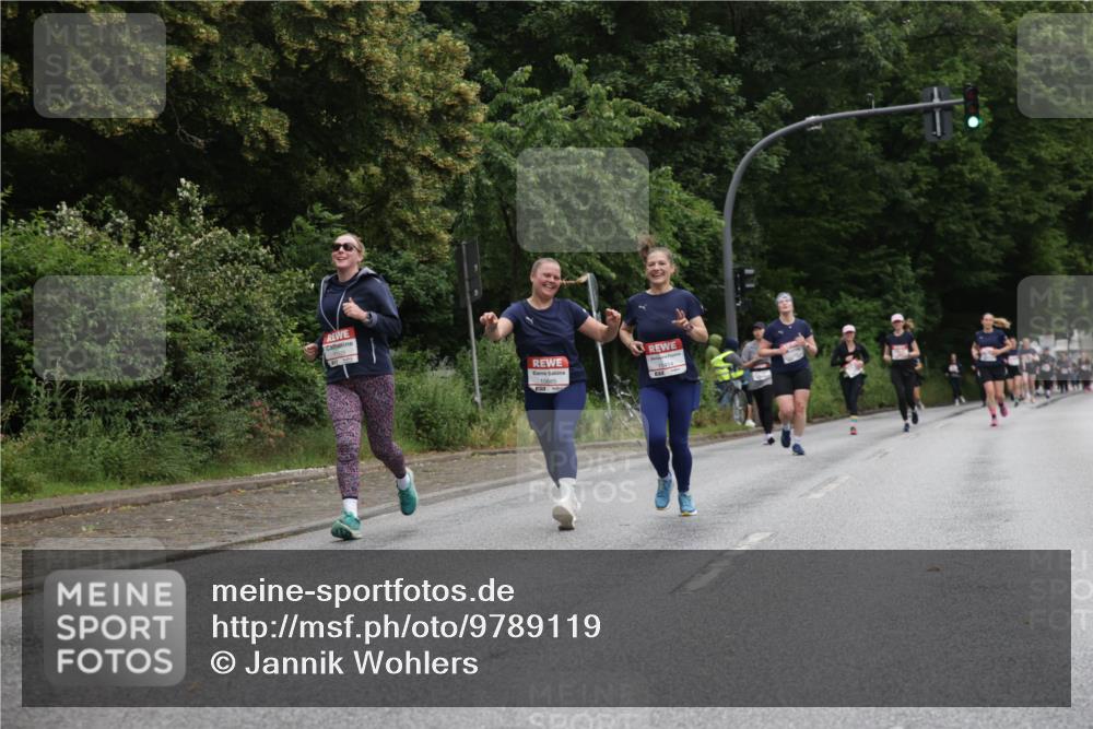 14.06.2026 - REWE Women's Run Jannik Wohlers http://msf.ph/oto/9789119 14.06.2026 10:02:03 Laufen 10414 meine-sportfotos.de