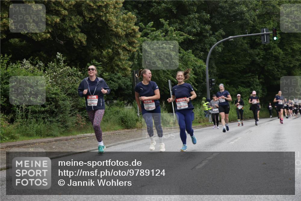 14.06.2026 - REWE Women's Run Jannik Wohlers http://msf.ph/oto/9789124 14.06.2026 10:02:03 Laufen 11021 meine-sportfotos.de