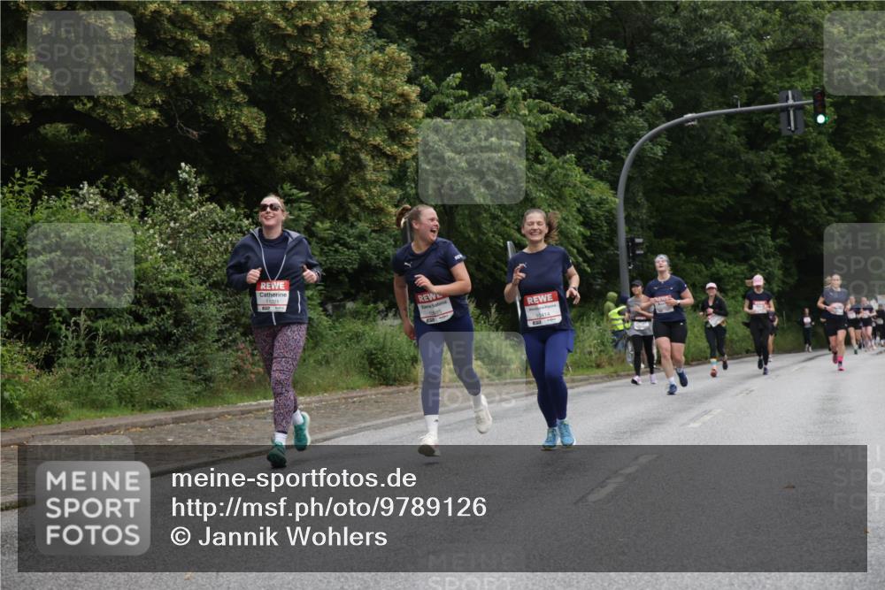 14.06.2026 - REWE Women's Run Jannik Wohlers http://msf.ph/oto/9789126 14.06.2026 10:02:03 Laufen 10414 meine-sportfotos.de