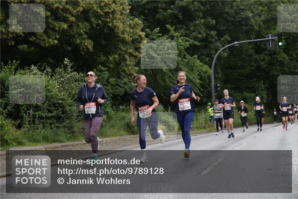 14.06.2026 - REWE Women's Run Jannik Wohlers http://msf.ph/oto/9789128 14.06.2026 10:02:03 Laufen 11021, 10414, 57 meine-sportfotos.de