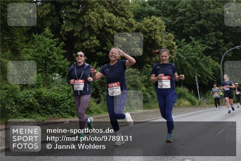 14.06.2026 - REWE Women's Run Jannik Wohlers http://msf.ph/oto/9789131 14.06.2026 10:02:05 Laufen 11021, 10685, 10414 meine-sportfotos.de
