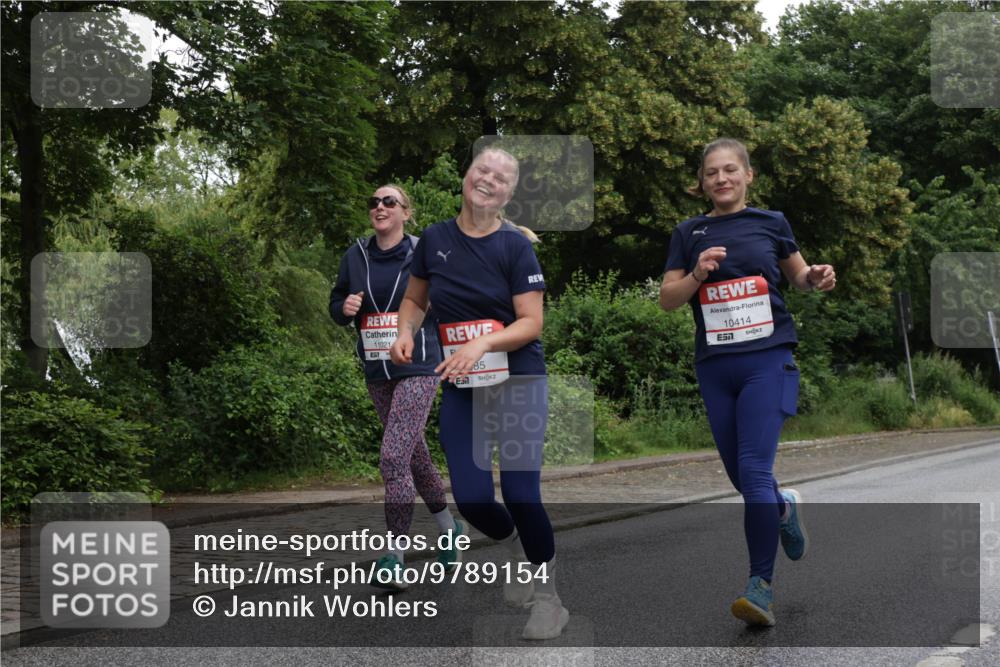 14.06.2026 - REWE Women's Run Jannik Wohlers http://msf.ph/oto/9789154 14.06.2026 10:02:05 Laufen 11021, 57, 85, 10414 meine-sportfotos.de