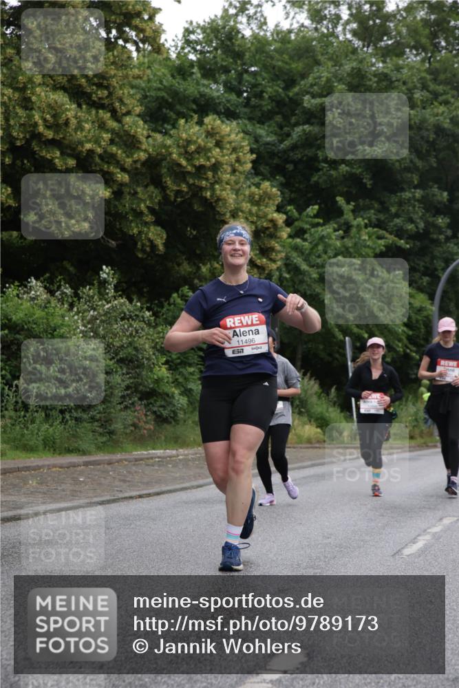 14.06.2026 - REWE Women's Run Jannik Wohlers http://msf.ph/oto/9789173 14.06.2026 10:02:09 Laufen 11496, 57 meine-sportfotos.de