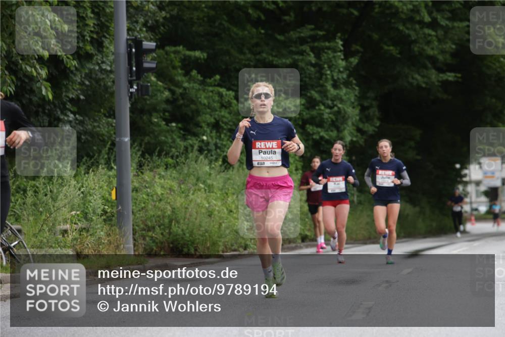 14.06.2026 - REWE Women's Run Jannik Wohlers http://msf.ph/oto/9789194 14.06.2026 09:41:15 Laufen 10245, 7 meine-sportfotos.de