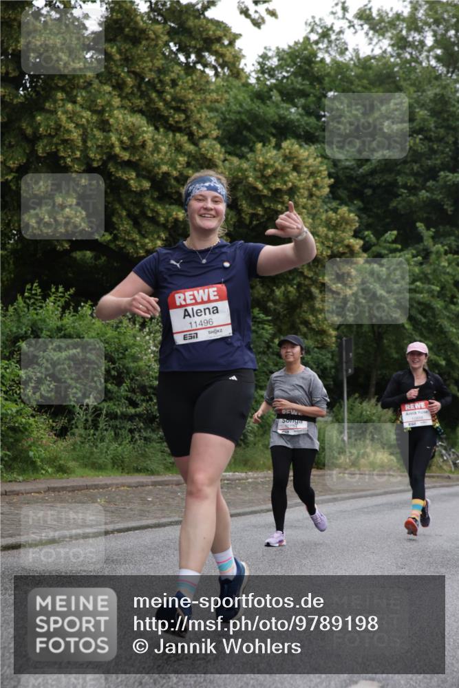 14.06.2026 - REWE Women's Run Jannik Wohlers http://msf.ph/oto/9789198 14.06.2026 10:02:09 Laufen 11496, 57, 10104 meine-sportfotos.de