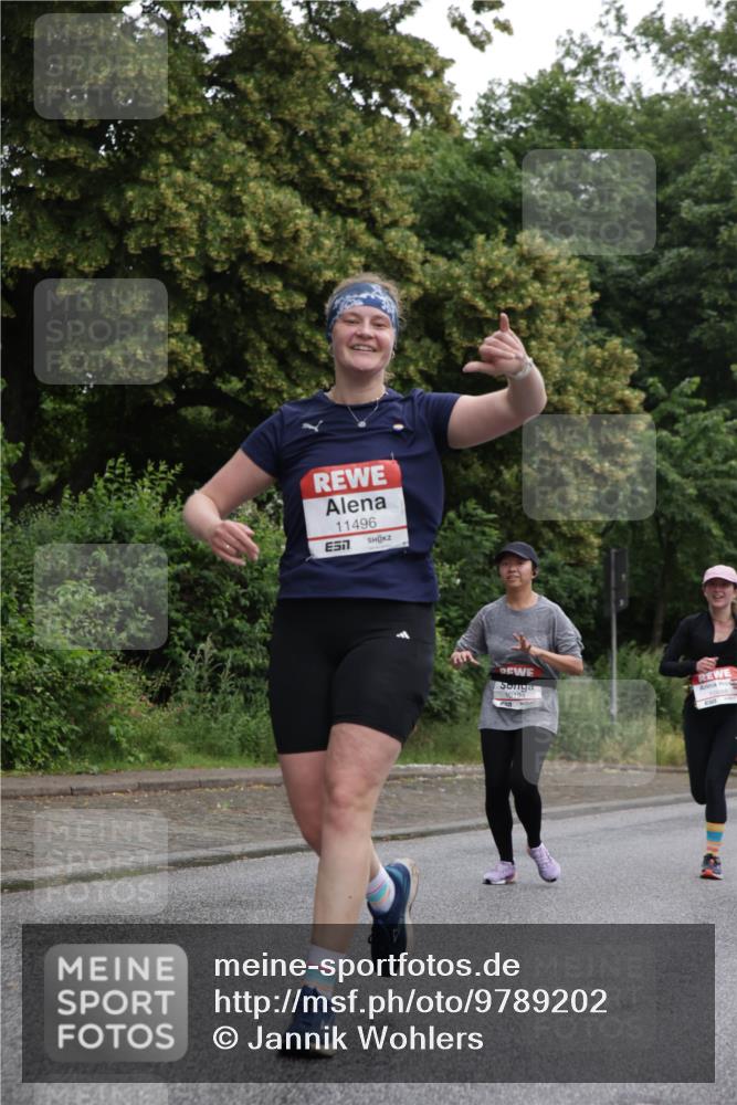 14.06.2026 - REWE Women's Run Jannik Wohlers http://msf.ph/oto/9789202 14.06.2026 10:02:10 Laufen 11496, 7, 10194 meine-sportfotos.de