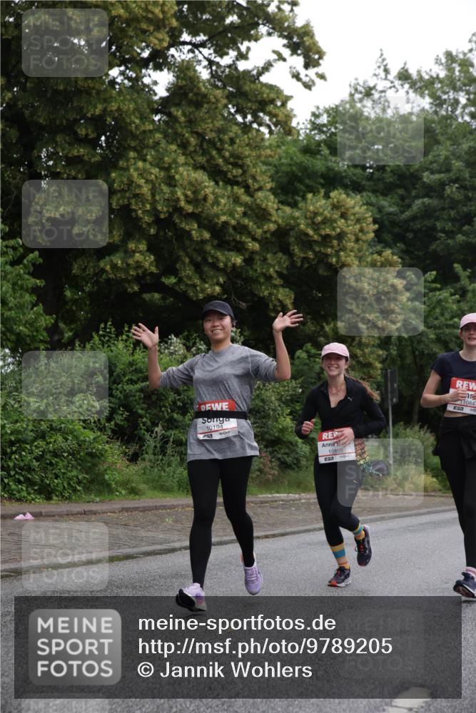 14.06.2026 - REWE Women's Run Jannik Wohlers http://msf.ph/oto/9789205 14.06.2026 10:02:11 Laufen 10194, 10888, 11084, 7 meine-sportfotos.de