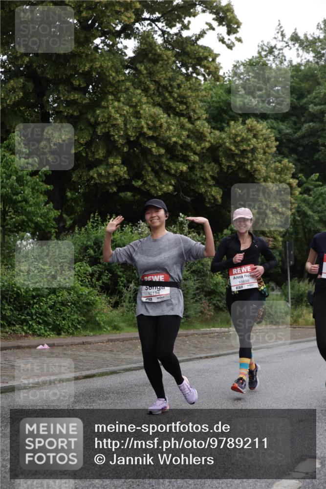 14.06.2026 - REWE Women's Run Jannik Wohlers http://msf.ph/oto/9789211 14.06.2026 10:02:11 Laufen 10194, 457, 10888, 651 meine-sportfotos.de