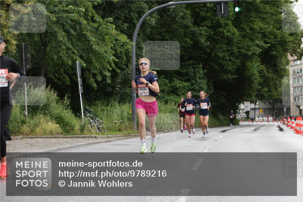 14.06.2026 - REWE Women's Run Jannik Wohlers http://msf.ph/oto/9789216 14.06.2026 09:41:16 Laufen 81, 10245 meine-sportfotos.de