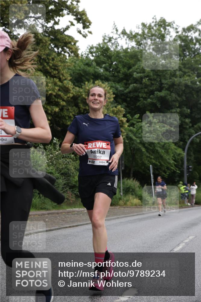 14.06.2026 - REWE Women's Run Jannik Wohlers http://msf.ph/oto/9789234 14.06.2026 10:02:13 Laufen 4, 10237, 57 meine-sportfotos.de
