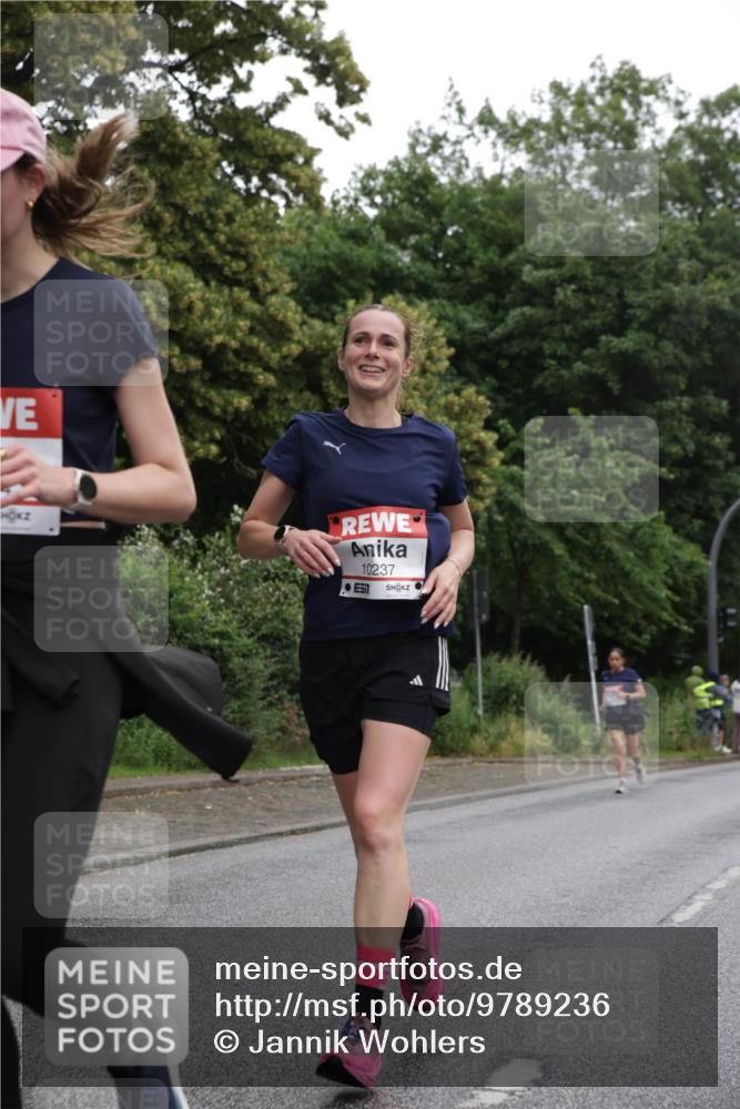 14.06.2026 - REWE Women's Run Jannik Wohlers http://msf.ph/oto/9789236 14.06.2026 10:02:13 Laufen 10237 meine-sportfotos.de
