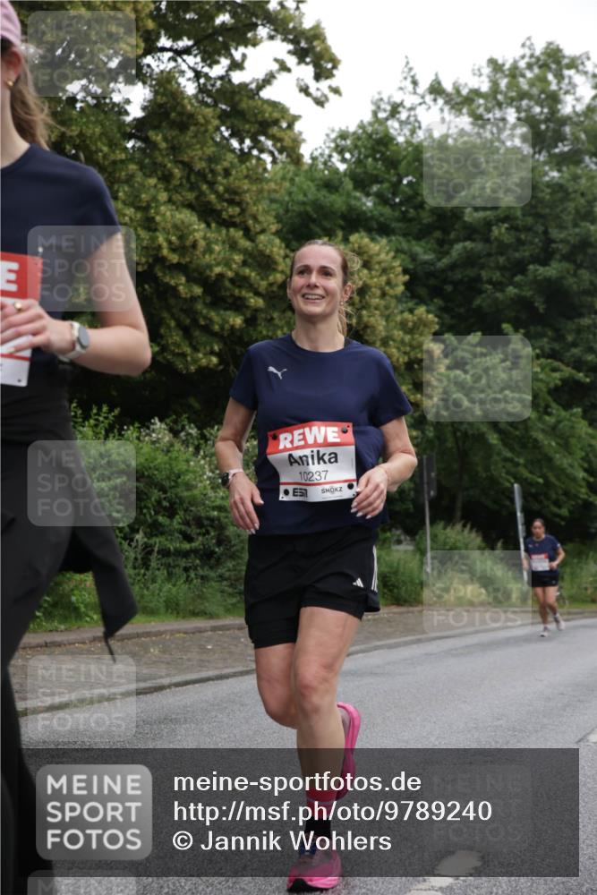 14.06.2026 - REWE Women's Run Jannik Wohlers http://msf.ph/oto/9789240 14.06.2026 10:02:13 Laufen 10237 meine-sportfotos.de