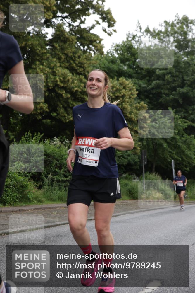 14.06.2026 - REWE Women's Run Jannik Wohlers http://msf.ph/oto/9789245 14.06.2026 10:02:13 Laufen 1237 meine-sportfotos.de
