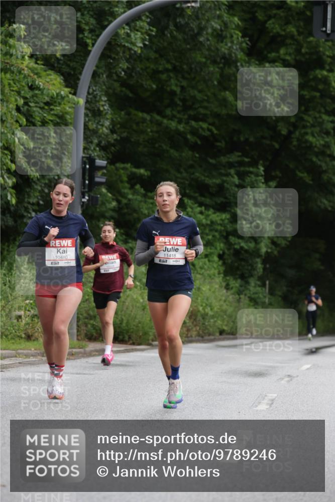 14.06.2026 - REWE Women's Run Jannik Wohlers http://msf.ph/oto/9789246 14.06.2026 09:41:20 Laufen 10480, 7, 11418, 7 meine-sportfotos.de
