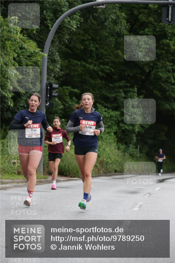 14.06.2026 - REWE Women's Run Jannik Wohlers http://msf.ph/oto/9789250 14.06.2026 09:41:20 Laufen 10480, 7, 11418, 7 meine-sportfotos.de