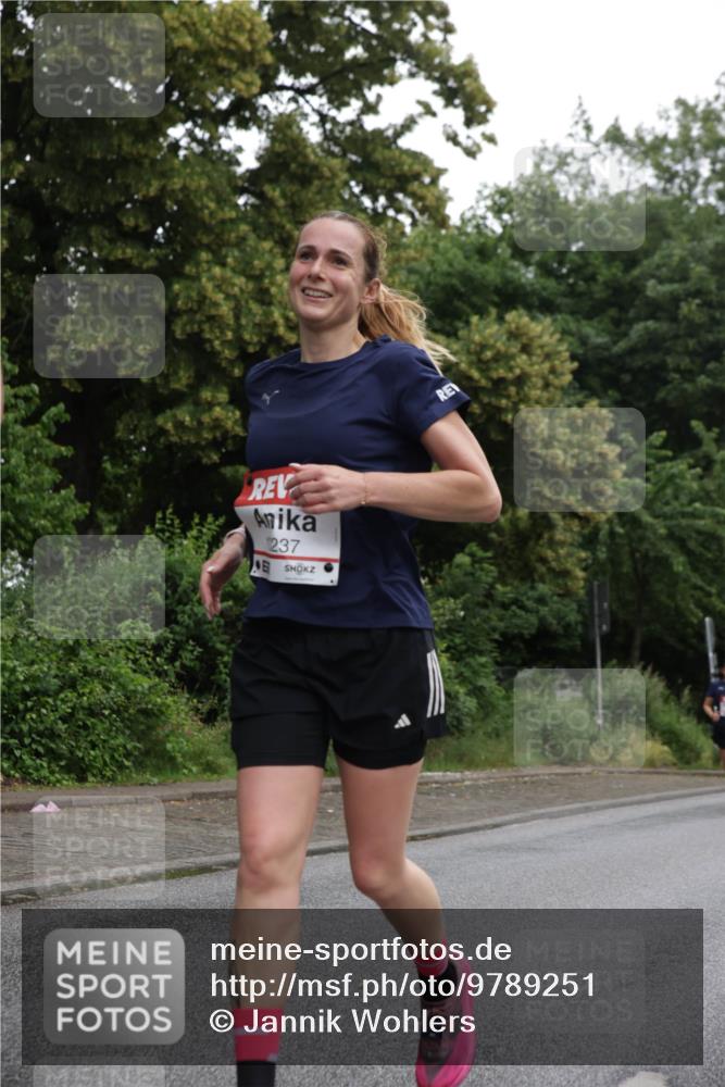 14.06.2026 - REWE Women's Run Jannik Wohlers http://msf.ph/oto/9789251 14.06.2026 10:02:13 Laufen 1237 meine-sportfotos.de