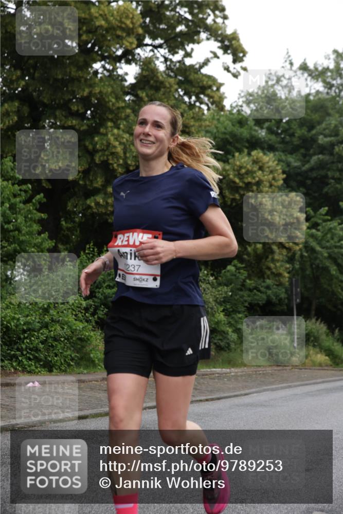 14.06.2026 - REWE Women's Run Jannik Wohlers http://msf.ph/oto/9789253 14.06.2026 10:02:13 Laufen 237 meine-sportfotos.de