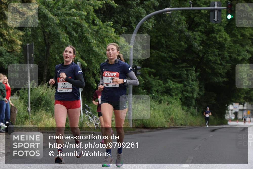 14.06.2026 - REWE Women's Run Jannik Wohlers http://msf.ph/oto/9789261 14.06.2026 09:41:22 Laufen 10480, 1141, 57, 57 meine-sportfotos.de