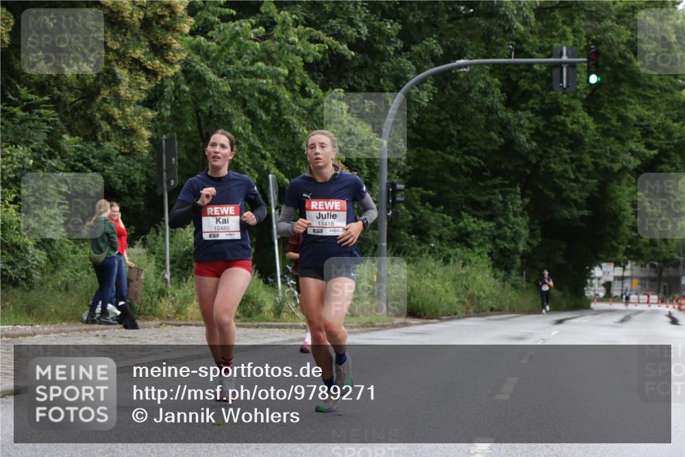 14.06.2026 - REWE Women's Run Jannik Wohlers http://msf.ph/oto/9789271 14.06.2026 09:41:22 Laufen 10480, 7, 11418, 7 meine-sportfotos.de