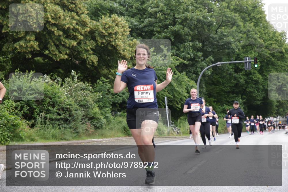 14.06.2026 - REWE Women's Run Jannik Wohlers http://msf.ph/oto/9789272 14.06.2026 10:02:19 Laufen 10965, 7 meine-sportfotos.de