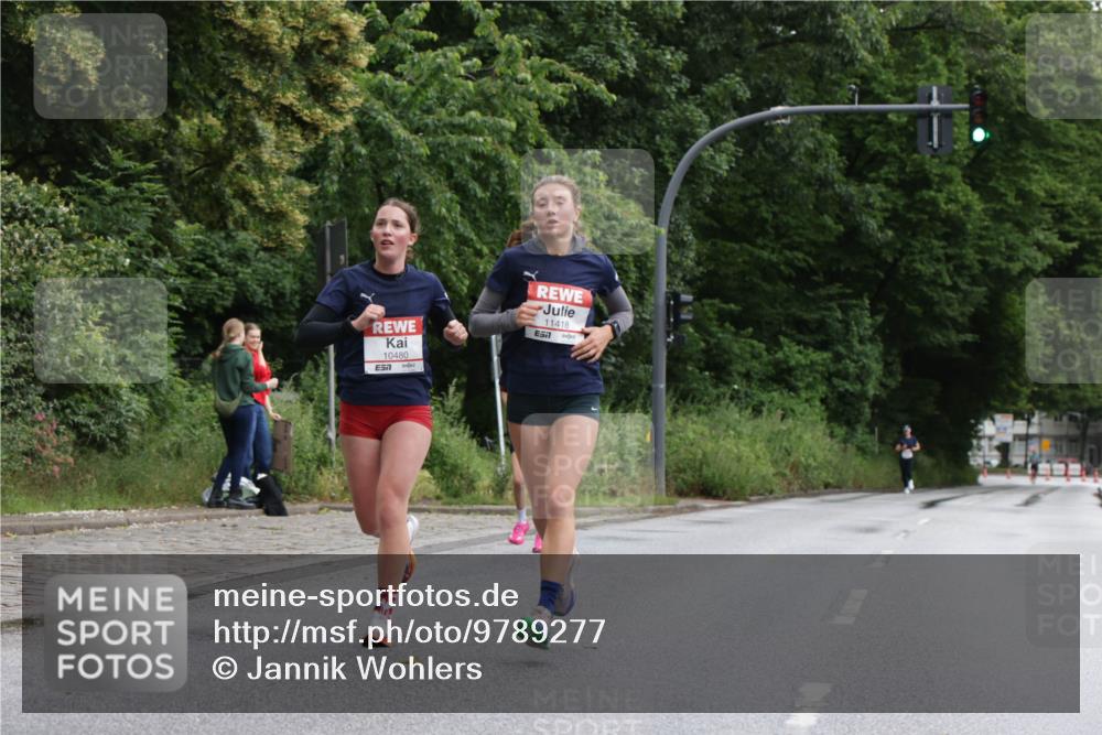 14.06.2026 - REWE Women's Run Jannik Wohlers http://msf.ph/oto/9789277 14.06.2026 09:41:22 Laufen 10480, 7, 11418, 7 meine-sportfotos.de