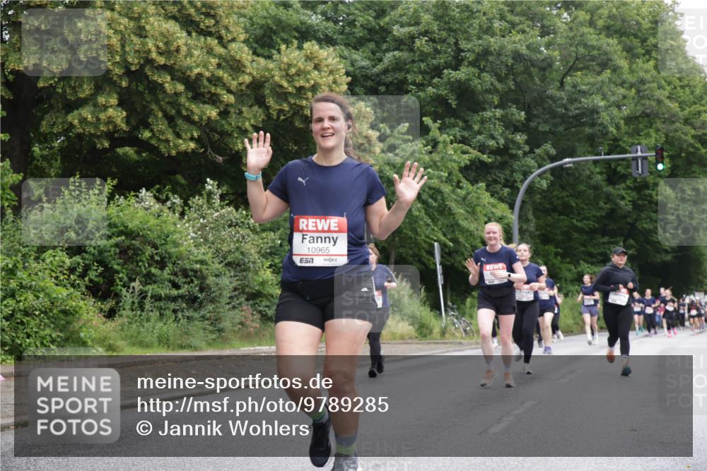14.06.2026 - REWE Women's Run Jannik Wohlers http://msf.ph/oto/9789285 14.06.2026 10:02:19 Laufen 10965, 7 meine-sportfotos.de