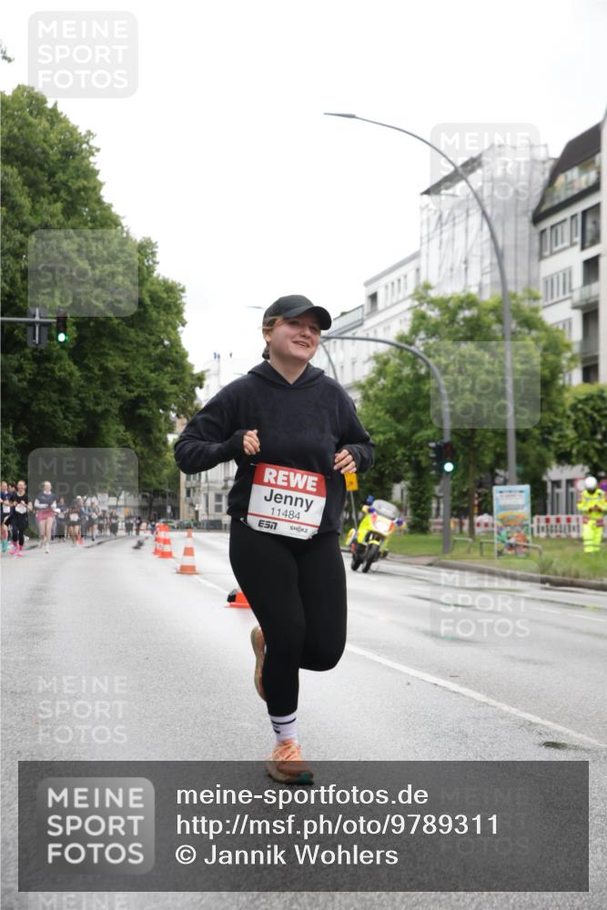14.06.2026 - REWE Women's Run Jannik Wohlers http://msf.ph/oto/9789311 14.06.2026 10:02:22 Laufen 11484 meine-sportfotos.de