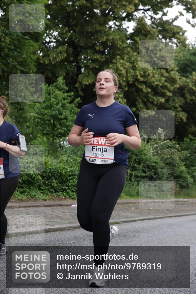 14.06.2026 - REWE Women's Run Jannik Wohlers http://msf.ph/oto/9789319 14.06.2026 10:02:23 Laufen 10743, 7 meine-sportfotos.de