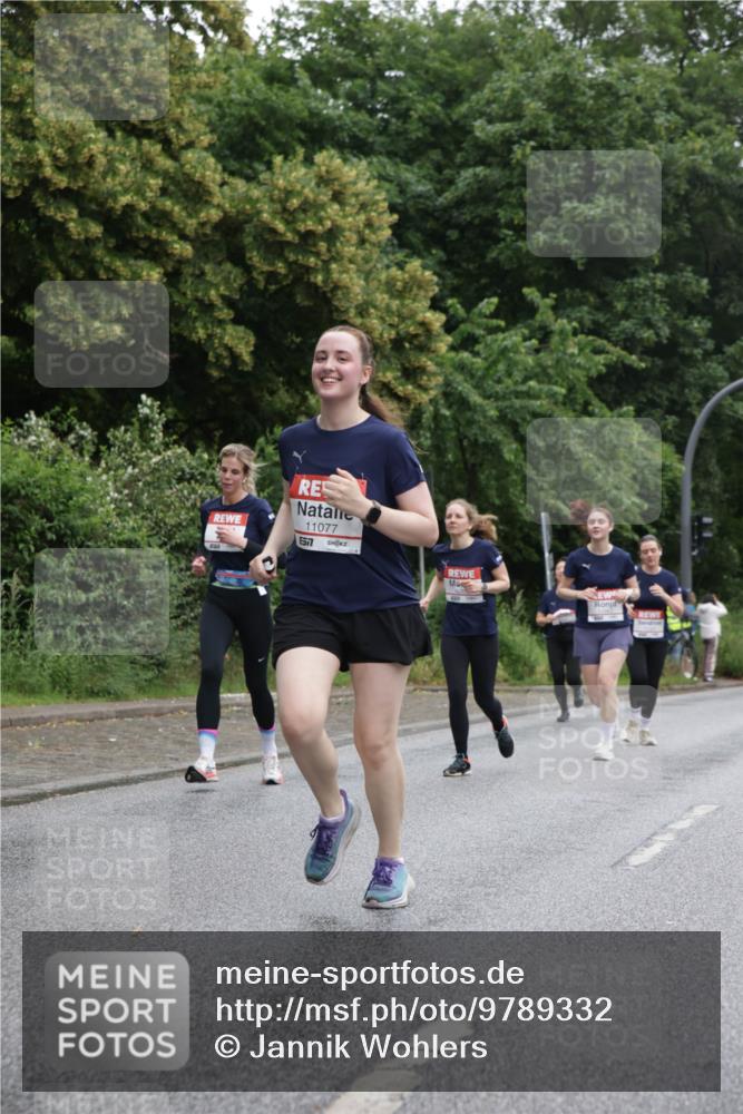 14.06.2026 - REWE Women's Run Jannik Wohlers http://msf.ph/oto/9789332 14.06.2026 10:02:25 Laufen 11077, 577 meine-sportfotos.de