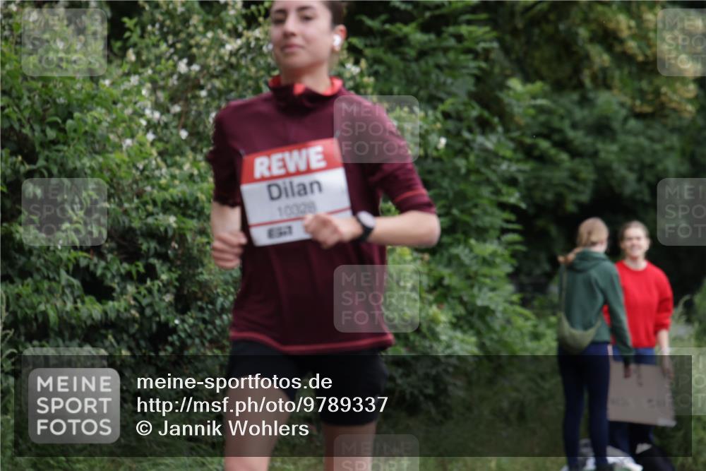 14.06.2026 - REWE Women's Run Jannik Wohlers http://msf.ph/oto/9789337 14.06.2026 09:41:24 Laufen 10028 meine-sportfotos.de