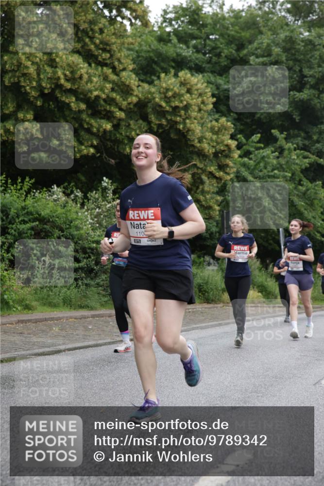 14.06.2026 - REWE Women's Run Jannik Wohlers http://msf.ph/oto/9789342 14.06.2026 10:02:25 Laufen 110 meine-sportfotos.de