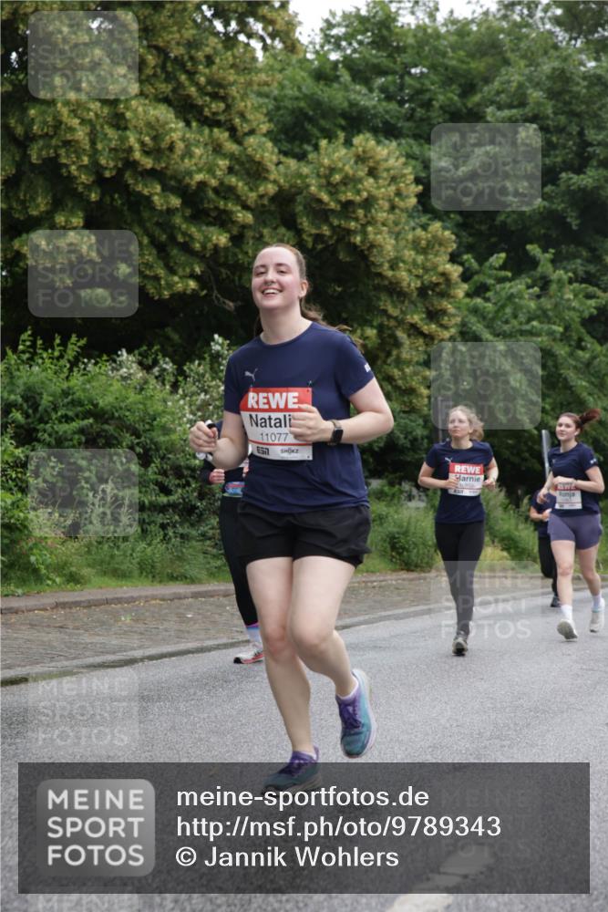 14.06.2026 - REWE Women's Run Jannik Wohlers http://msf.ph/oto/9789343 14.06.2026 10:02:25 Laufen 11077, 7 meine-sportfotos.de