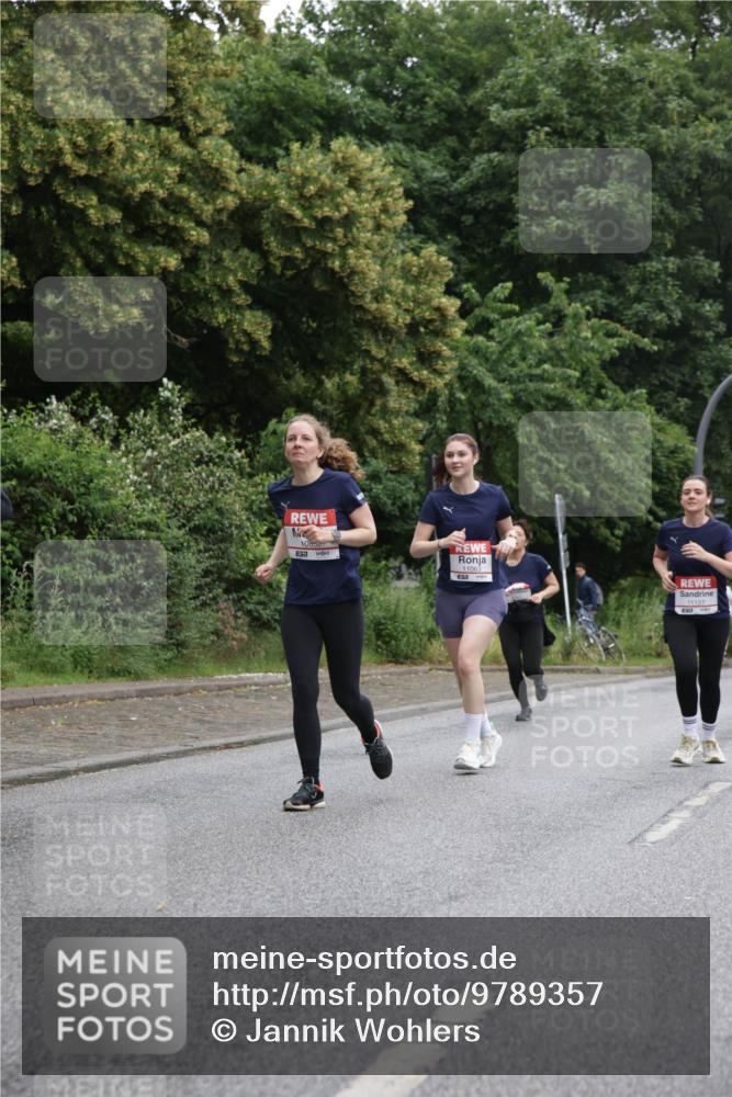 14.06.2026 - REWE Women's Run Jannik Wohlers http://msf.ph/oto/9789357 14.06.2026 10:02:27 Laufen 10002, 11063, 11127 meine-sportfotos.de