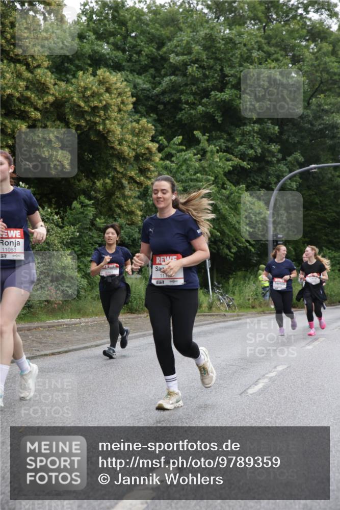 14.06.2026 - REWE Women's Run Jannik Wohlers http://msf.ph/oto/9789359 14.06.2026 10:02:28 Laufen 11063, 57, 10861, 11 meine-sportfotos.de