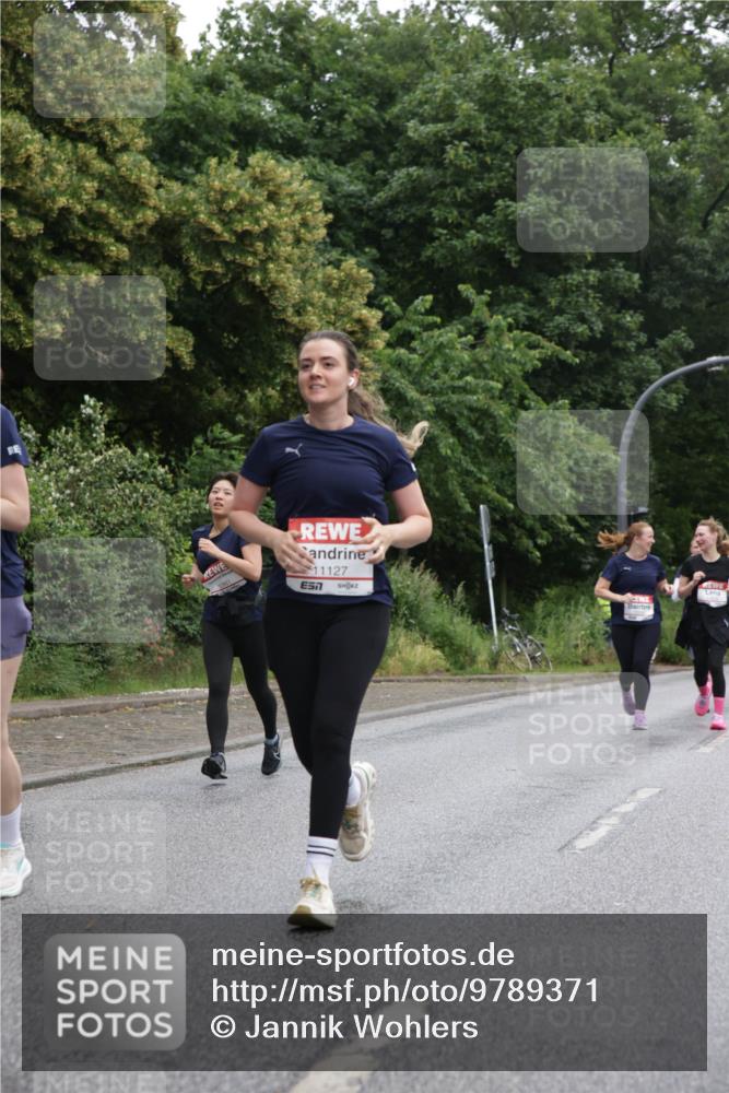 14.06.2026 - REWE Women's Run Jannik Wohlers http://msf.ph/oto/9789371 14.06.2026 10:02:28 Laufen 10861, 11127, 7 meine-sportfotos.de