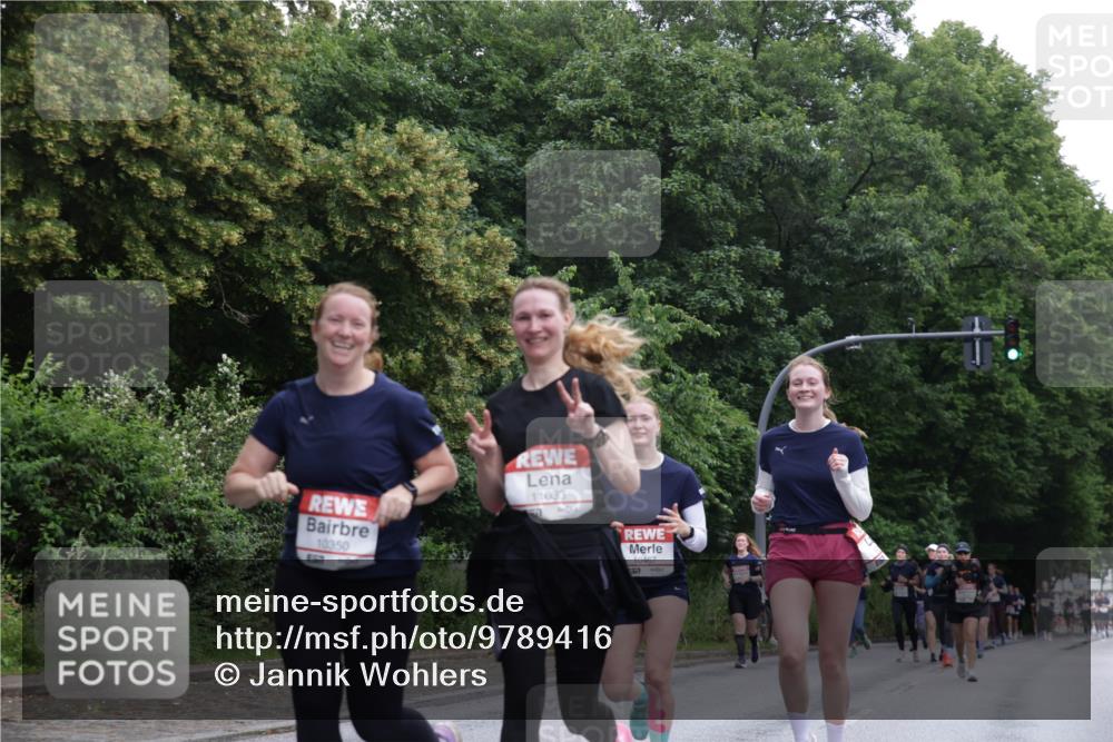 14.06.2026 - REWE Women's Run Jannik Wohlers http://msf.ph/oto/9789416 14.06.2026 10:02:32 Laufen 10350, 157, 11033, 10467, 5 meine-sportfotos.de