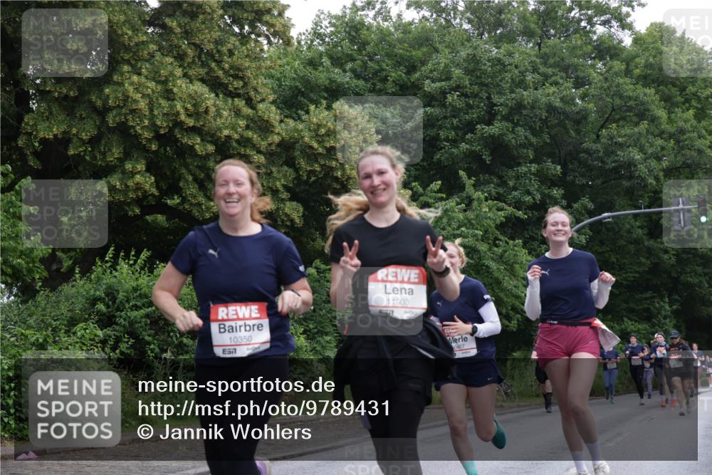 14.06.2026 - REWE Women's Run Jannik Wohlers http://msf.ph/oto/9789431 14.06.2026 10:02:33 Laufen 10350, 57, 11033, 0467 meine-sportfotos.de