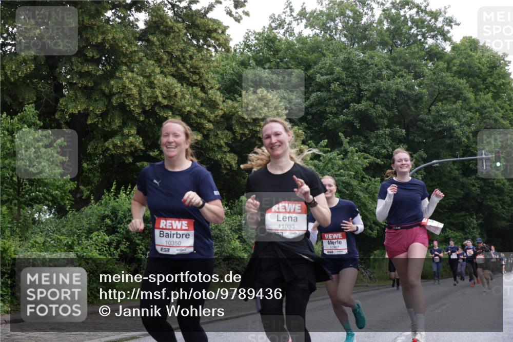 14.06.2026 - REWE Women's Run Jannik Wohlers http://msf.ph/oto/9789436 14.06.2026 10:02:33 Laufen 10350, 7, 11033, 10467 meine-sportfotos.de