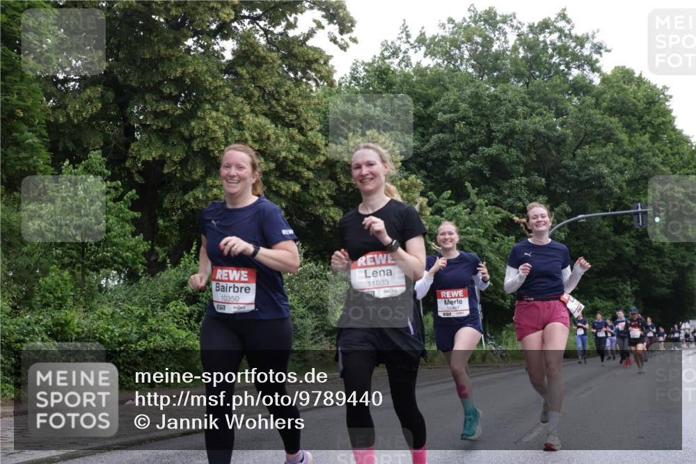 14.06.2026 - REWE Women's Run Jannik Wohlers http://msf.ph/oto/9789440 14.06.2026 10:02:33 Laufen 10350, 57, 11033, 10467 meine-sportfotos.de
