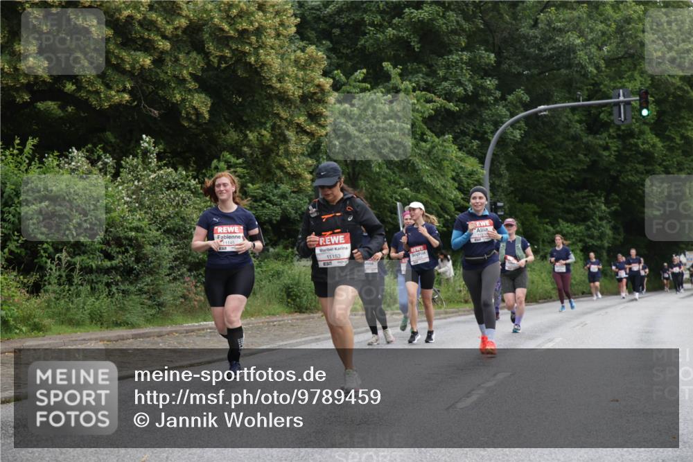 14.06.2026 - REWE Women's Run Jannik Wohlers http://msf.ph/oto/9789459 14.06.2026 10:02:39 Laufen 11145, 11153, 11370 meine-sportfotos.de
