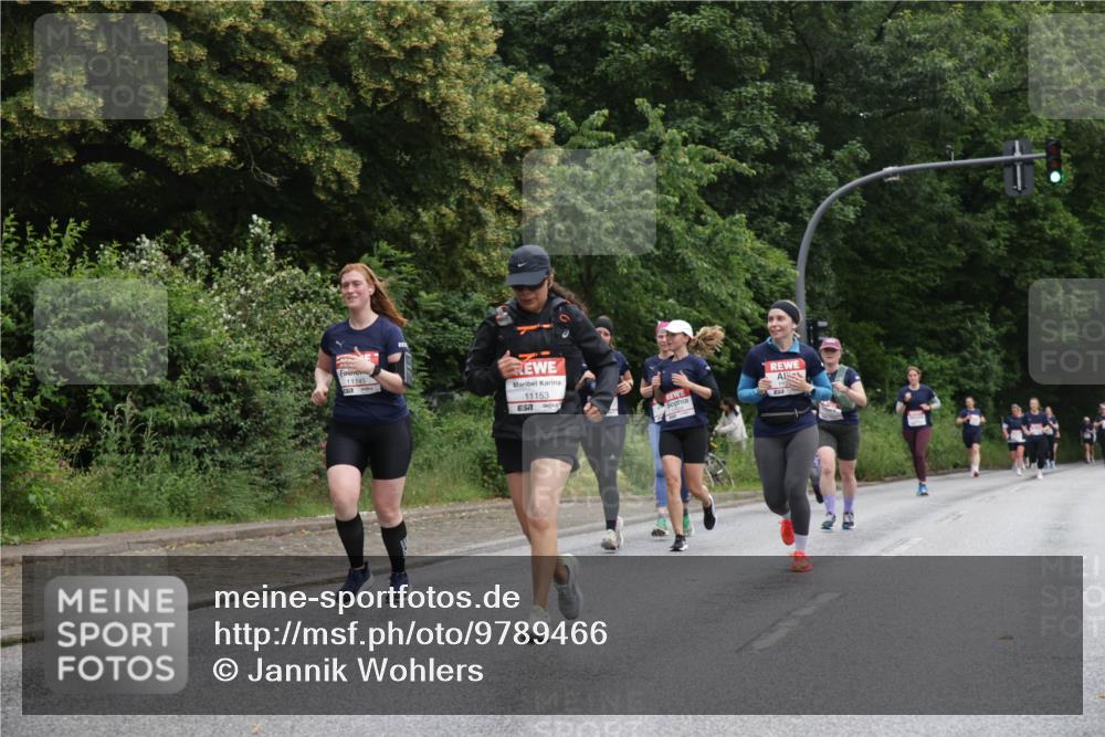 14.06.2026 - REWE Women's Run Jannik Wohlers http://msf.ph/oto/9789466 14.06.2026 10:02:39 Laufen 11145, 11153, 57 meine-sportfotos.de