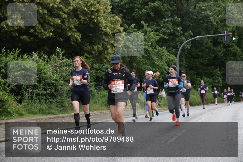 14.06.2026 - REWE Women's Run Jannik Wohlers http://msf.ph/oto/9789468 14.06.2026 10:02:39 Laufen 11145, 11153, 57 meine-sportfotos.de