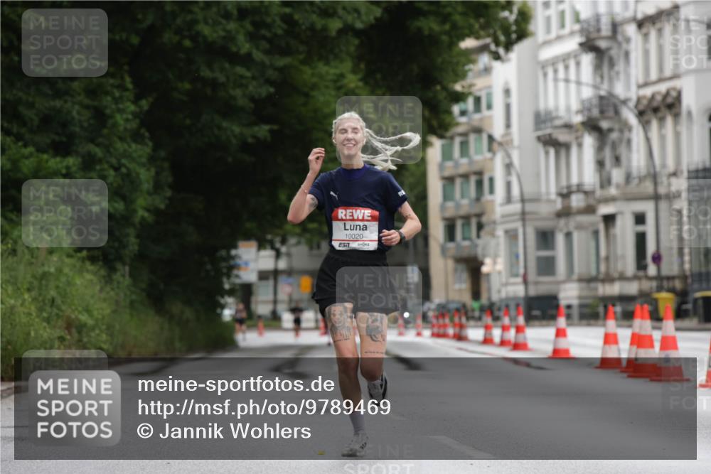 14.06.2026 - REWE Women's Run Jannik Wohlers http://msf.ph/oto/9789469 14.06.2026 09:42:41 Laufen 10020, 57 meine-sportfotos.de