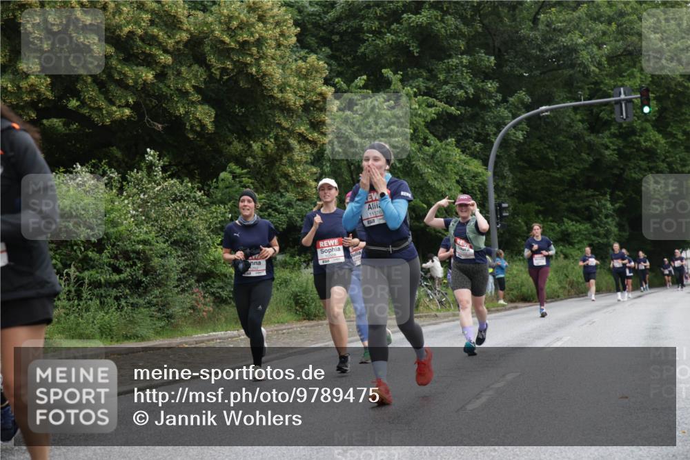 14.06.2026 - REWE Women's Run Jannik Wohlers http://msf.ph/oto/9789475 14.06.2026 10:02:40 Laufen 11376, 577 meine-sportfotos.de