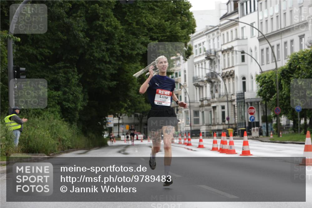 14.06.2026 - REWE Women's Run Jannik Wohlers http://msf.ph/oto/9789483 14.06.2026 09:42:42 Laufen 10020, 57 meine-sportfotos.de