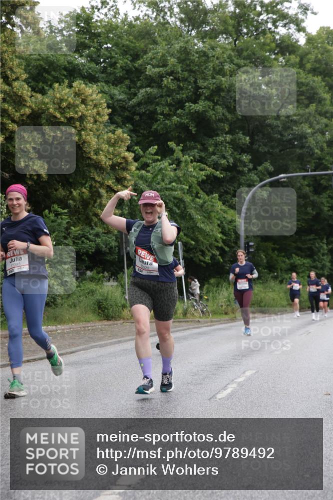 14.06.2026 - REWE Women's Run Jannik Wohlers http://msf.ph/oto/9789492 14.06.2026 10:02:42 Laufen 11393, 10022 meine-sportfotos.de