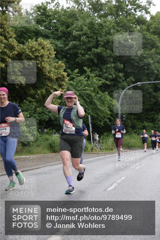 14.06.2026 - REWE Women's Run Jannik Wohlers http://msf.ph/oto/9789499 14.06.2026 10:02:43 Laufen 11393, 5, 10022 meine-sportfotos.de